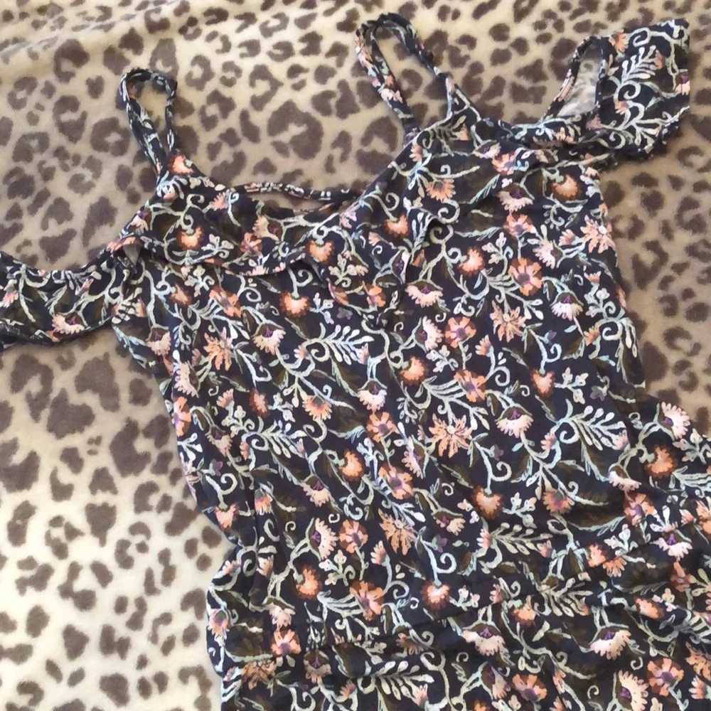 Aeropostale Floral Romper in Blue Size Small Juniors
